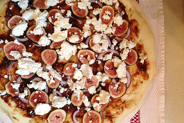 Sweet & Savory Fig Pizza | Secrets of a Belle