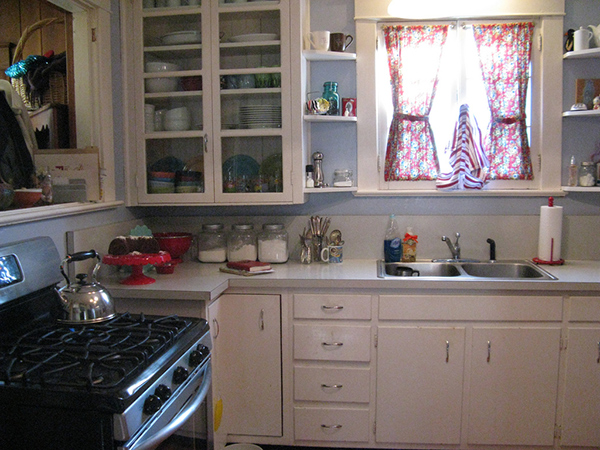 (Before) The Kitchen Renovation | Hannah & Husband